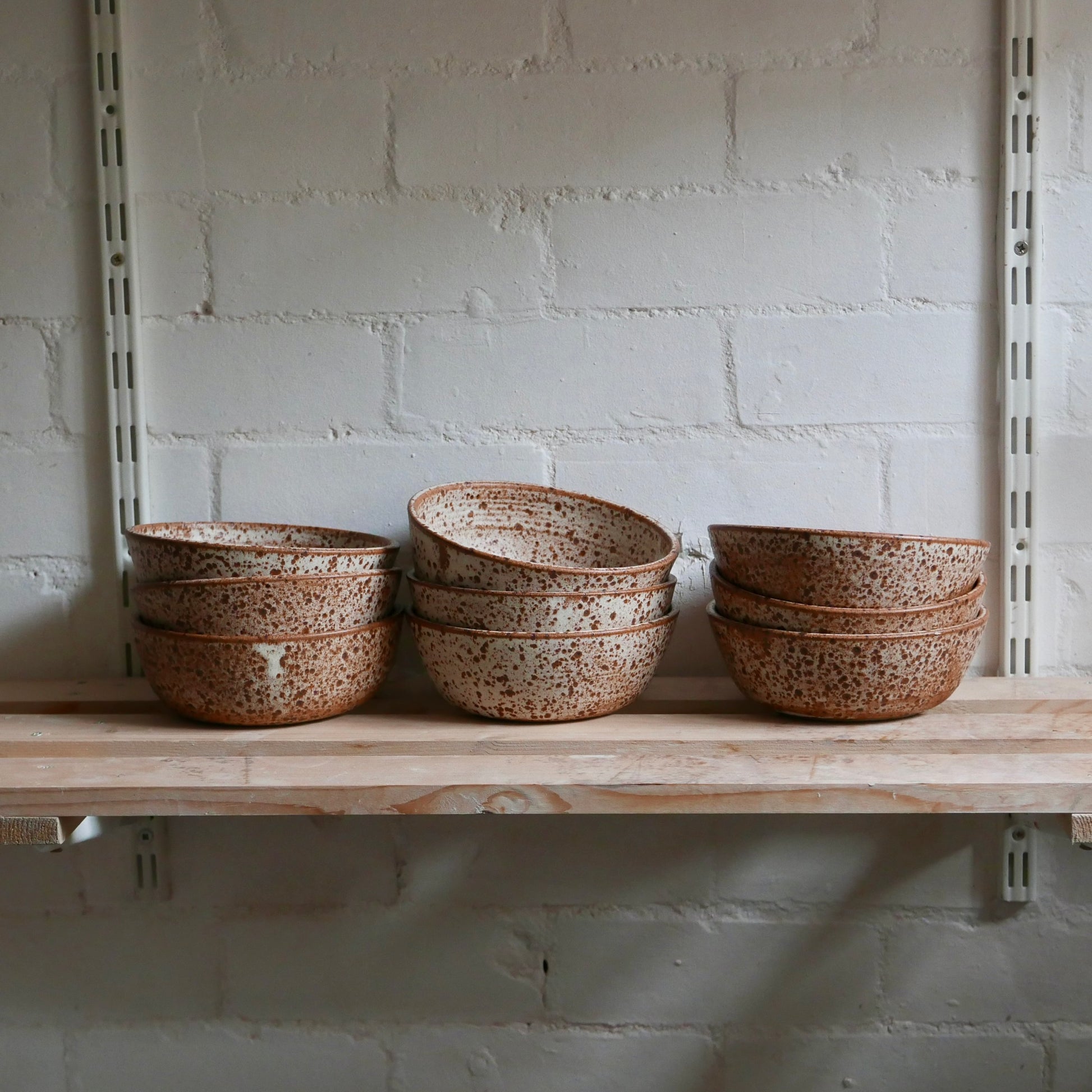 Brown Speckled Bowl - THE BRISTOL ARTISAN