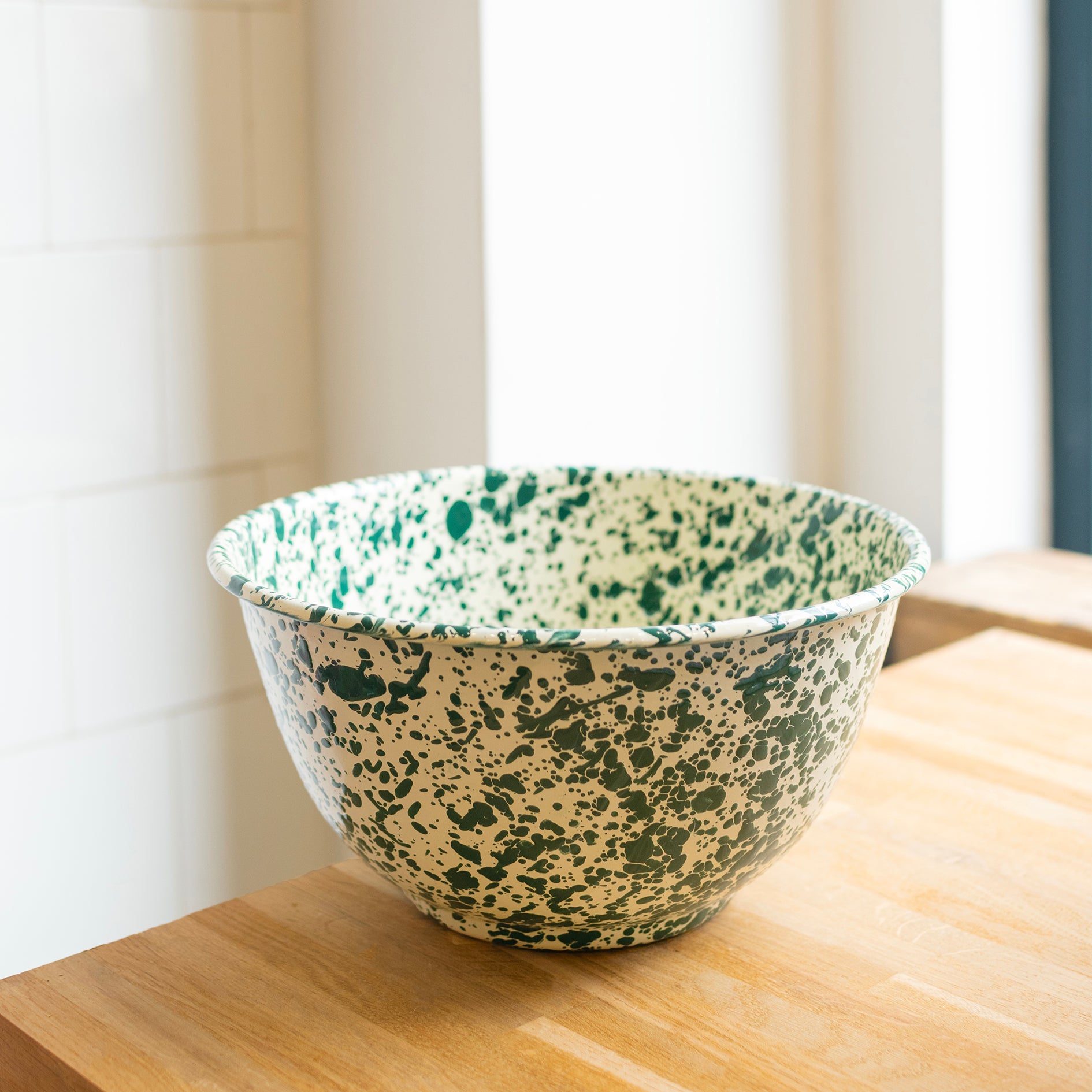 Green Splatter Enamel Salad Bowl - THE BRISTOL ARTISAN